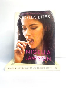 Nigella Lawson Lot of 2 Books Nigella Bites H/C Cooking Baking 2001 Free Postage - Picture 1 of 12