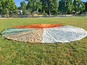 NUEVO 28 FT. MILITAR 4 COLORES C-9 DOSEL DE PARACAÍDAS CON LÍNEAS CORTADAS EN ENLACES DE CONECTOR - Imagen 1 de 12