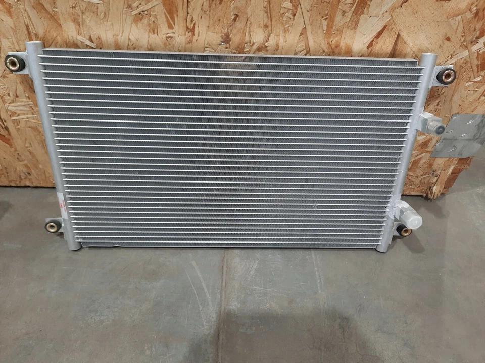 Condensador Hitachi // 4617327 // Envío gratuito al Reino Unido Foto 1 de 1