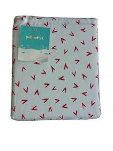 Pillowfort 4 Piece White Cotton Full Sheet Set , Molokal Red - Picture 1 of 2
