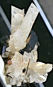 MSH RARE EUDIDYMITE, KUPLESKITE!! 1 X 1.5 X 1 CM, CANADA #38 2003 - Bild 1 von 4