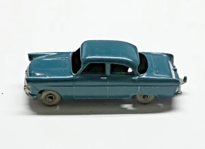 Matchbox Lesney, MB33A4 Ford Zodiac MkII, dark green body, several tiny chips - Imagen 1 de 5