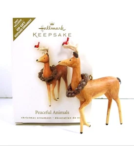 Deer Reindeer Wreath PEACEFUL ANIMALS Hallmark Keepsake Ornament 2007 w/ BOX - Picture 1 of 8