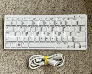 Raspberry PI 400 Official Keyboard Made in UK - Afbeelding 1 van 4