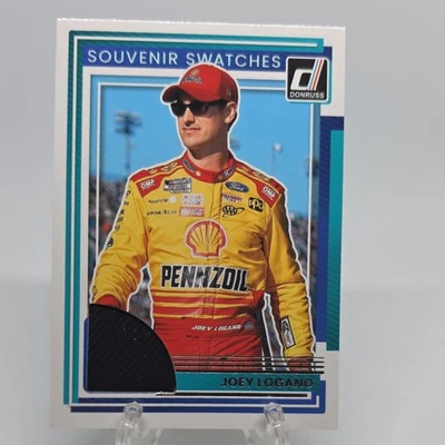 Muestras de recuerdos de Joey Logano 2025 Donruss Nascar Racing #SV-JLG Foto 1 de 2