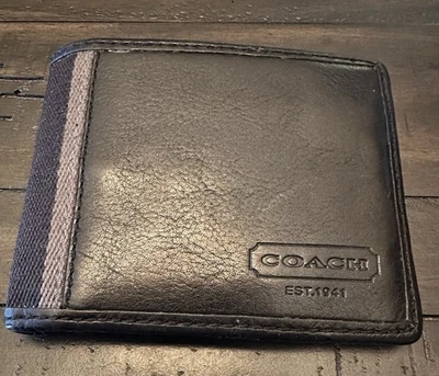 COACH Heritage Men’s Leather Passcase ID Wallet #F74388 - Image 1 of 4