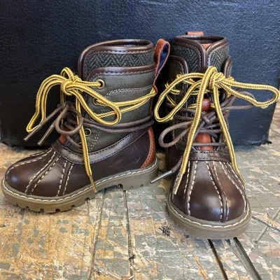 Tommy Hilfiger Niño Pequeño Talla 5 Charles Duck Botas Marrón Oscuro Coñac Verde Oliva Usadas en Excelente Condición Foto 1 de 4