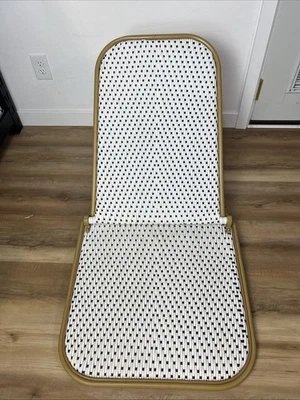 Silla de playa plegable para exteriores Aptos de mimbre para todo clima marrón buen estado Foto 1 de 4