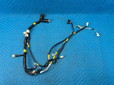 Arnés de cableado superior puerta levadiza trasera Lexus LX470 82188-60050 1998-2002 FABRICANTE DE EQUIPOS ORIGINALES Foto 1 de 4