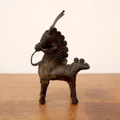 Estatua de caballo antigua decoración del hogar escultura vintage rara coleccionable arte Dhokra Foto 1 de 4