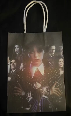 Lote de 10 bolsas pequeñas de fiesta Wednesday Goodie. Familia Adams. Foto 1 de 4