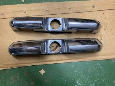 Jaguar XJ6 1974-1979 SII Número Placa Lámpara y Cerradura Cromo Brillante Foto 1 de 4