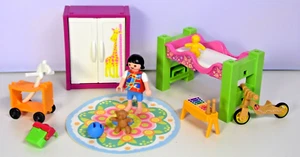 PLAYMOBIL aus 5579 Kinderzimmer Bett Schrank Kind Lauflernrad Spielsachen #23 - Bild 1 von 1