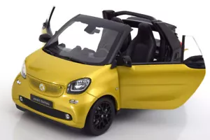 Smart Fortwo Cabrio Soft Top 2014 Yellow Black NOREV B66960289 1/18 A453 Yellow - Picture 1 of 5