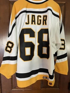 Pro Authentic CCM Jaromir Jagr #68 Signed Pittsburgh Penguins Jersey - Size 52 - Picture 1 of 19