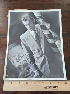 Vintage Orig. c. 1945 Movie Actor Joseph Cotton Signed Photograph - Picture 1 of 3