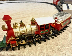 Nuevo conjunto de tren navideño brillante 1986 pistas de sonido de luz musical vintage vacaciones - Imagen 1 de 23