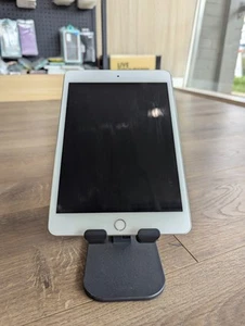 Apple iPad mini 4 128GB (Silver) - UNLOCKED (LCD Damage) - Picture 1 of 5