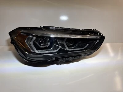 Faro derecho BMW X1 2021 LED no adaptado Foto 1 de 4