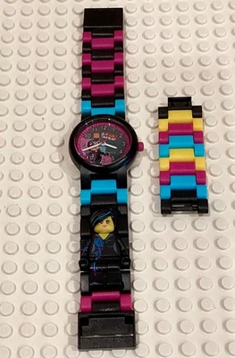 LEGO Wyldstyle Reloj Construible a Batería 2015 La Lego Película #8020233 Foto 1 de 4