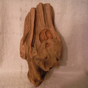 Arte popular original tallado en madera a la deriva hombre barba flotante firmado Leslin 1991 - Imagen 1 de 9