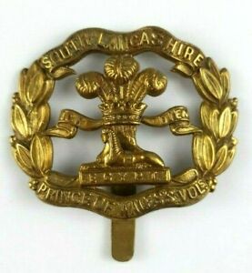WW1 South Lancashire Regiment POW Volunteers Brass Economy cap badge 