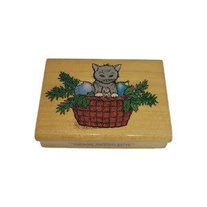 Comotion #723 Christmas Cat In Basket Holly Ornaments Wood Mounted Rubber Stamp - Picture 1 of 10