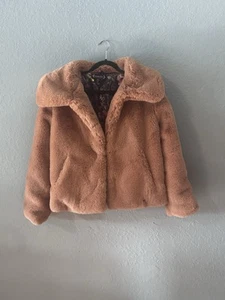 Nanette Lepore Faux Fur Teddy Jacket. Size Large.  Cropped. Pockets. Hook Close - Picture 1 of 5