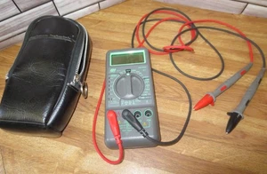 BI Beckman Industrial DM10XL Multimeters W/Pomona Leeds & Original Case EUC - Picture 1 of 9