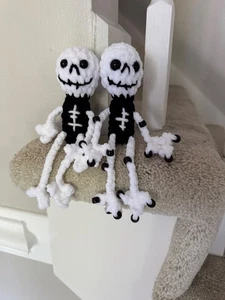 Crochet Skeleton Finger Puppet Fidget Plush Stuffed Animal Plushie Halloween - Picture 1 of 2