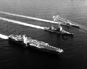 USS Enterprise CVAN-65 1964 Foto USS Long Beach CLGN-9 USS Bainbridge DLGN 25 - Bild 1 von 2