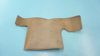 MERCEDES--BENZ 380SL R107 560SL 450SL, ALFOMBRA CENTRAL PISO TRASERO  Foto 1 de 4