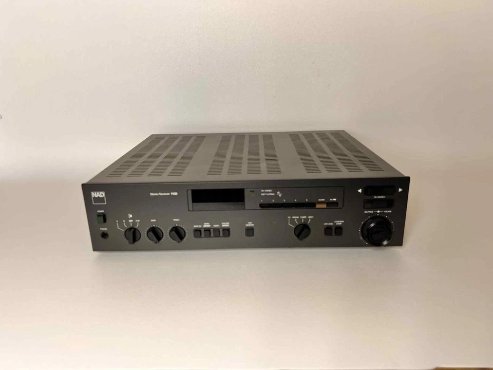 NAD 7130 立体声接收器 — 第 1/4 张图片