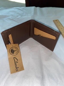 CLARKS BROWN LEATHER BIFOLD WALLET NWT - Picture 1 of 6