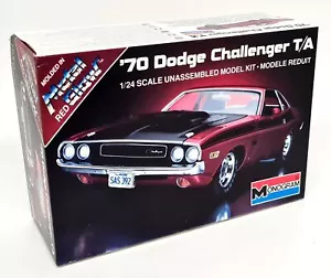 Monogram 1/24 Dodge Challenger T/A 1970 Muscle Car Plastic Model Car Kit - Picture 1 of 6