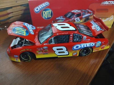 Dale Earnhardt, Jr. #8 Ritz/Oreo 1/24 Action 2003 DAYTONA WIN Monte Carlo 1/4056 - Image 1 of 4