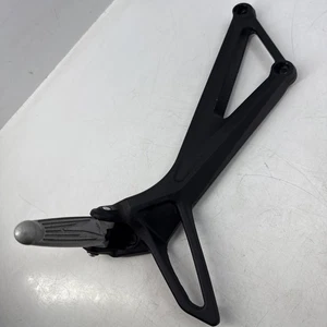 Reposapiés pasajero izquierdo MV Agusta F3 800 2013 a 2020 Pt.no B3579 MV C4835 #H4 - Imagen 1 de 12