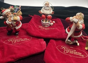 Lote de 3 adornos de reliquia de Ashton Drake Santa’s temporada ocupada 1997 - Imagen 1 de 8