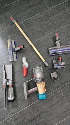 Dyson V12 Detect Slim Absolute Kabelloser Staubsauger - Nickel Satin Gelb - Bild 1 von 4