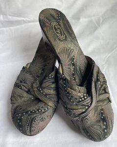 Salpy Shoes Womens Size 10 Amber Blue/Grey Paisley Handmade in USA Slides Clogs - Picture 1 of 7