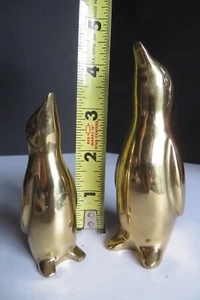 VINTAGE Semi-Solid Brass Penguin Figurines Mom & Baby Set of 2 - Made in Korea - Picture 1 of 11