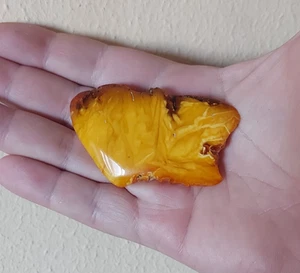 Vintage Baltic Amber Brooch Pin - Picture 1 of 7