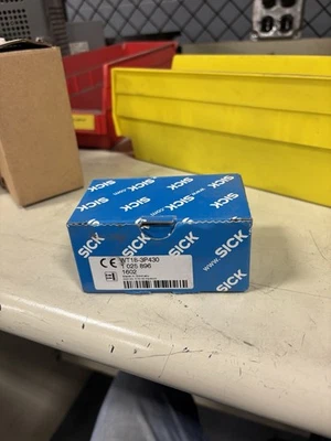 Nuevo sensor interruptor fotoeléctrico SICK WT18-3P430 1025896 Foto 1 de 2