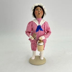 Byers Choice 2001 Seaside Girl Boy Caroler rosa gestreiftes Outfit mit Muscheleimer - Bild 1 von 9