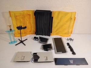 WWE Network Spotlight Slammy Awards Playset fotocamera da tavolo incompleta podio  - Foto 1 di 23