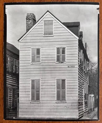 WALKER EVANS Gelatina de Plata Original "Logan St, Charleston, NC" 1936 Foto 1 de 4