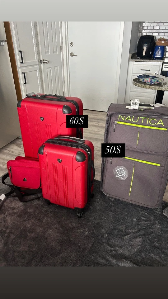 带轮子行李箱 — 第 1/1 张图片