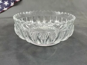 Plato de vidrio transparente 41/2" borde diente de sierra cualquier cosa ENVÍO RÁPIDO - Imagen 1 de 4