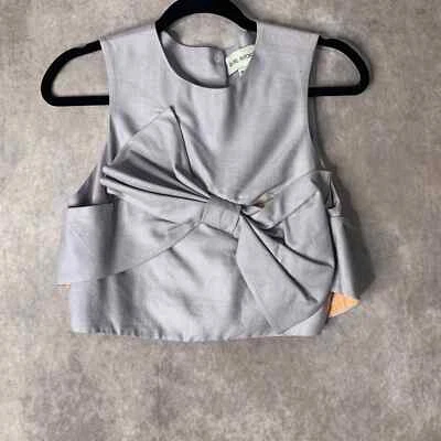 Top de mujer Rachel Antonoff talla mediana pequeña púrpura lazo recortado botón trasero Foto 1 de 4