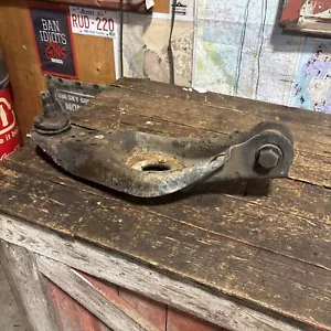 1989-1993 DODGE RAM 250 CUMMINS 2WD DRIVERS DRIVER SIDE LOWER CONTROL ARM - Picture 1 of 11